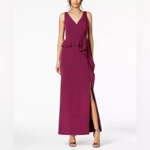 VINCE CAMUTO
Ruffled Peplum Gown Size 12